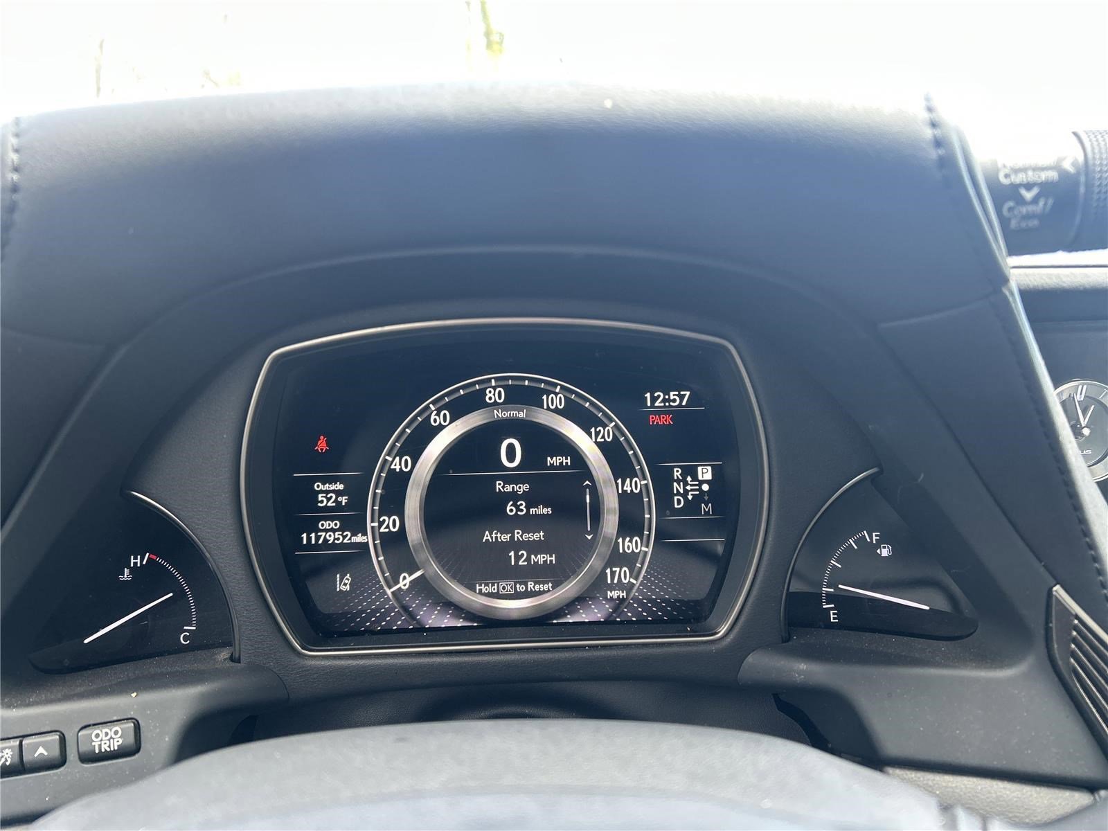 Used 2019 Lexus LS 500 AWD w/ Accessory Package (Z2) image 9