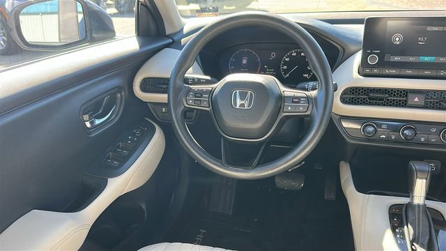 Used 2023 Honda HR-V LX image 22