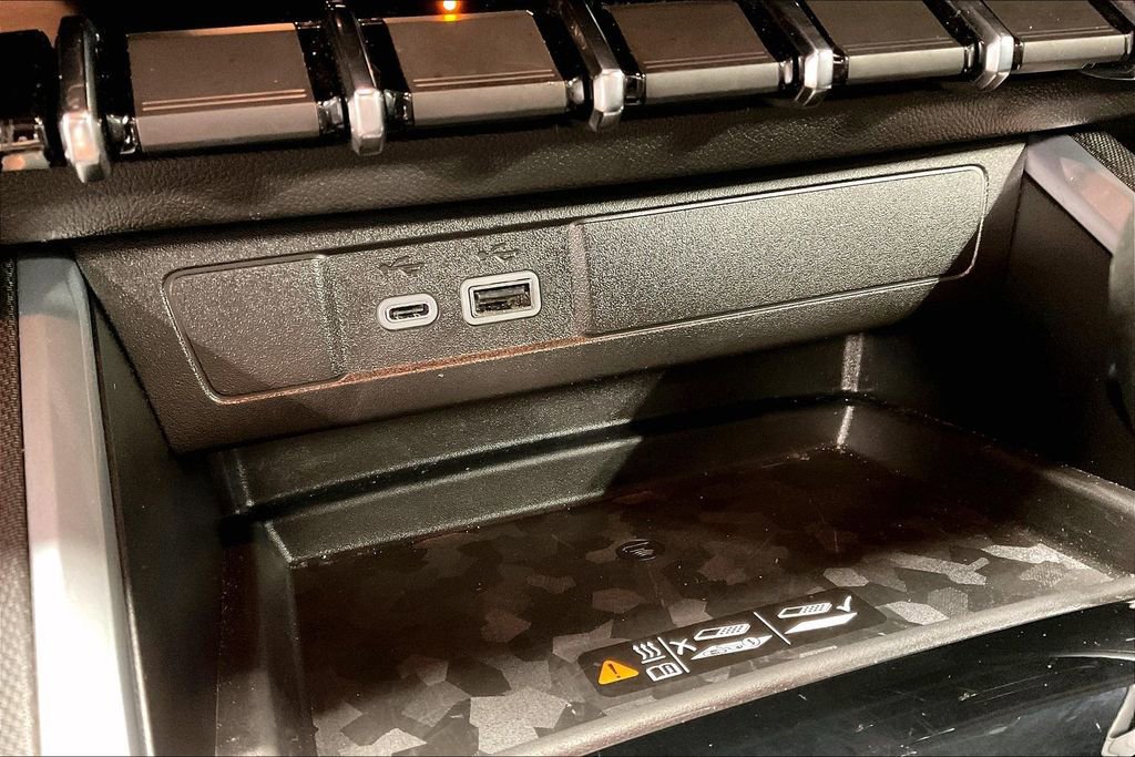 Used 2025 Chevrolet Colorado LT w/ LT Convenience Package image 30