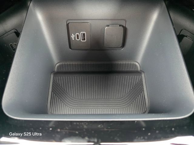 New 2026 Ford Explorer Platinum image 23