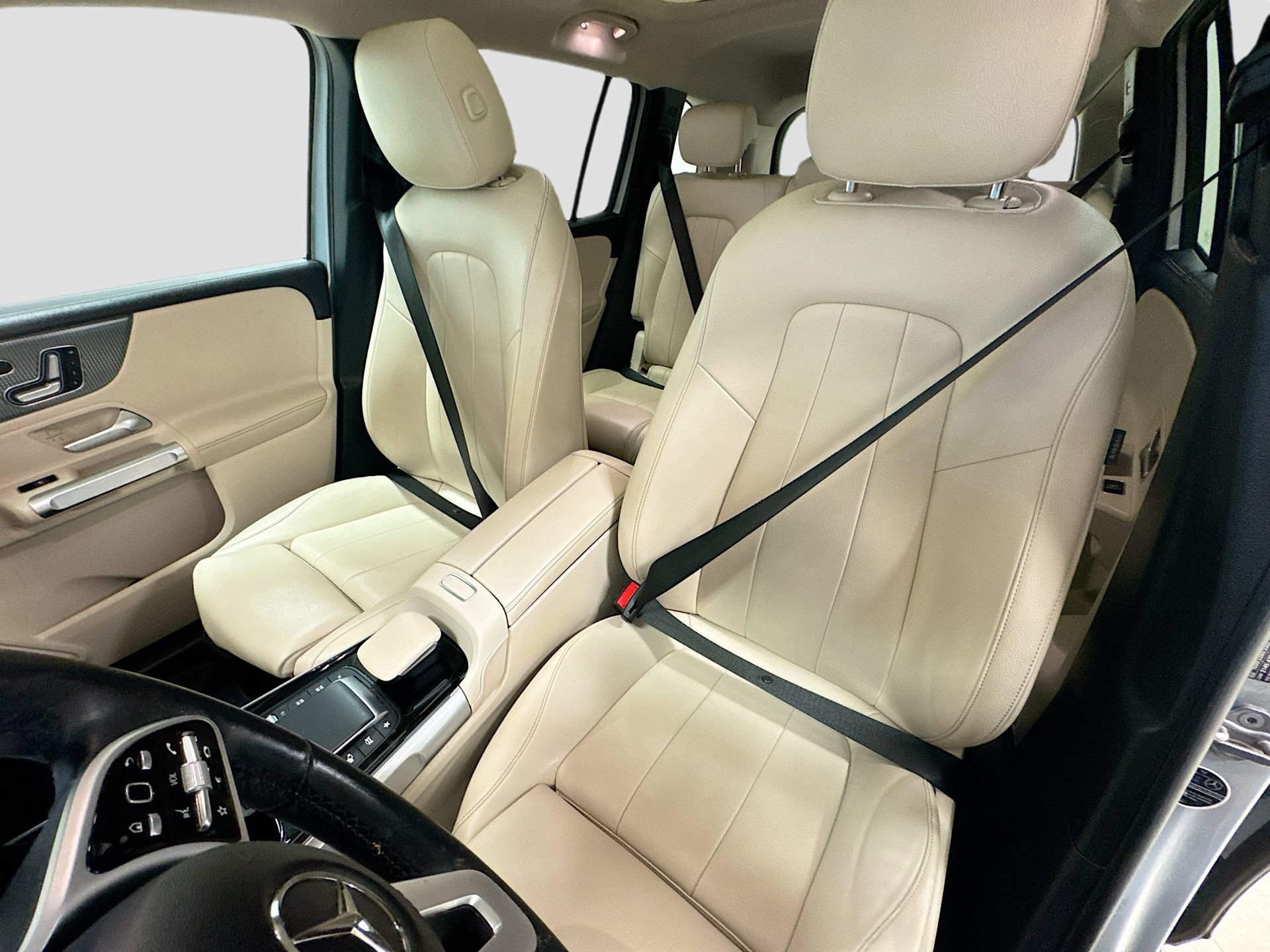 Used 2022 Mercedes-Benz GLB 250 image 20