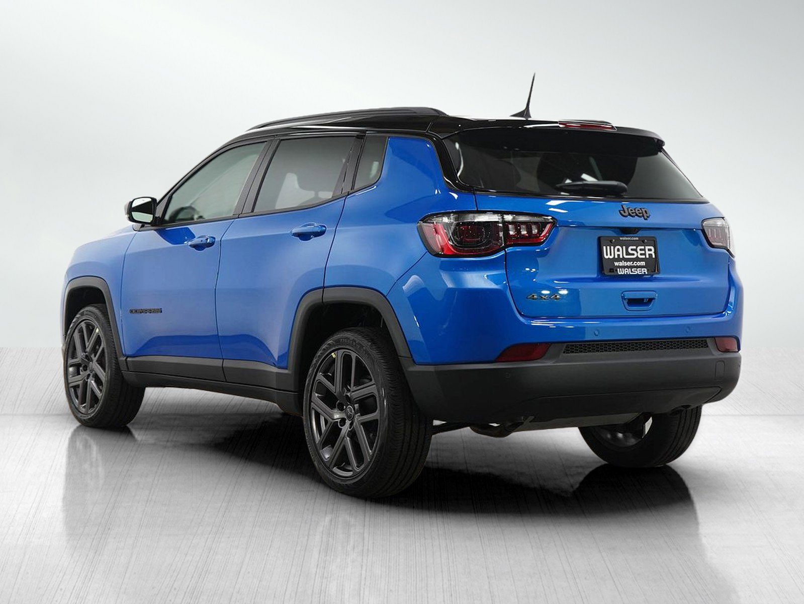 Used 2026 Jeep Compass Limited AWD/4WD image 4