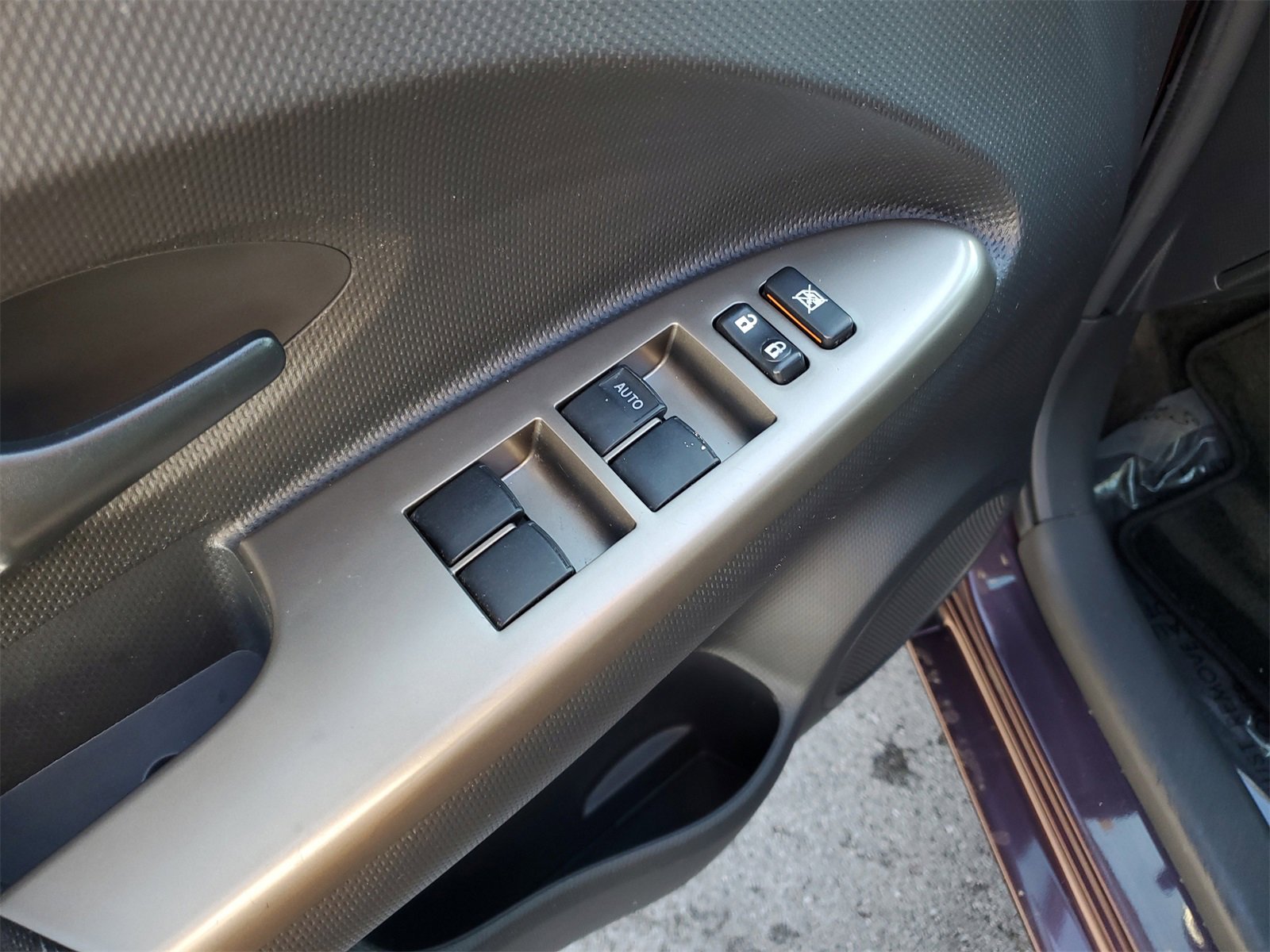 Used 2014 Scion xD image 20