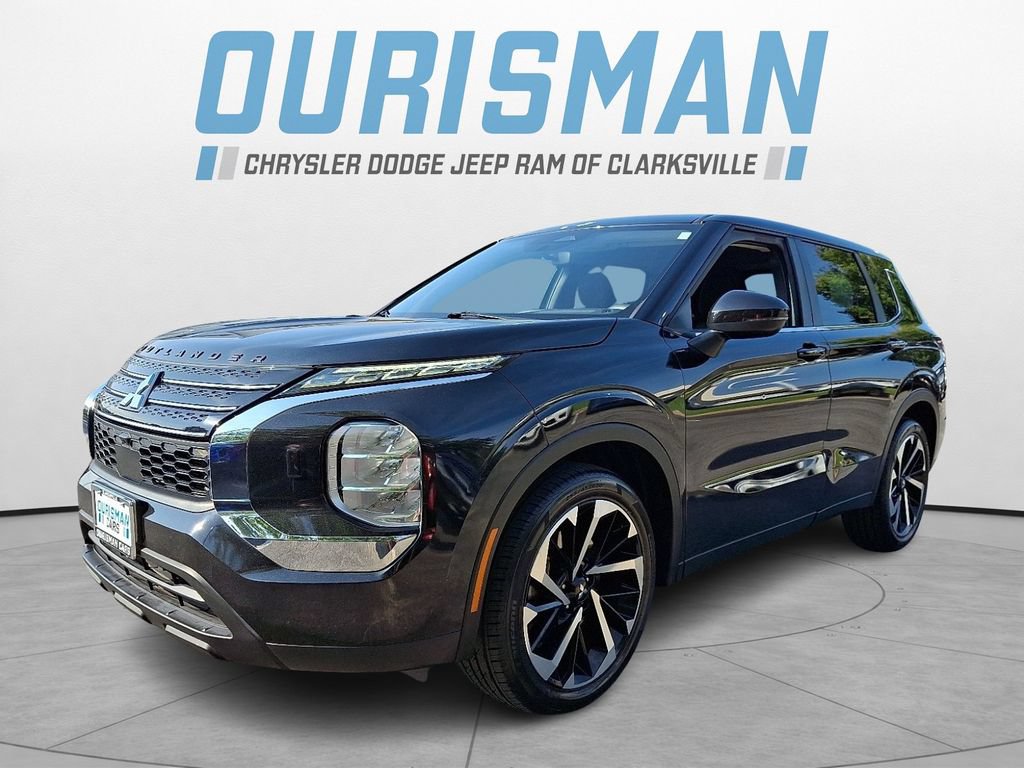 Used 2022 Mitsubishi Outlander ES AWD/4WD image 3