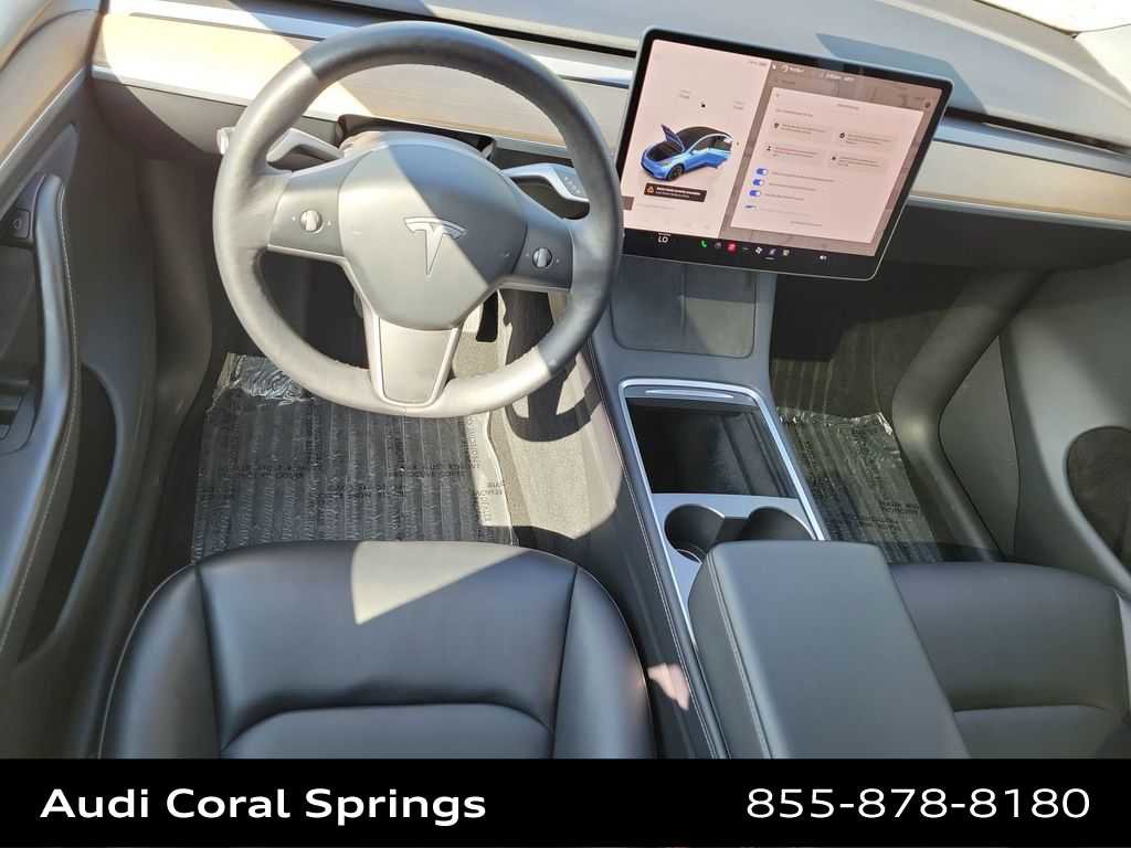 Used 2024 Tesla Model Y Long Range image 18