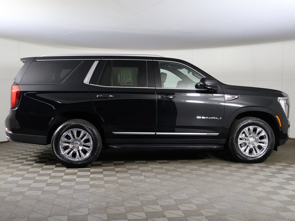 Used 2025 GMC Yukon Denali AWD/4WD image 23