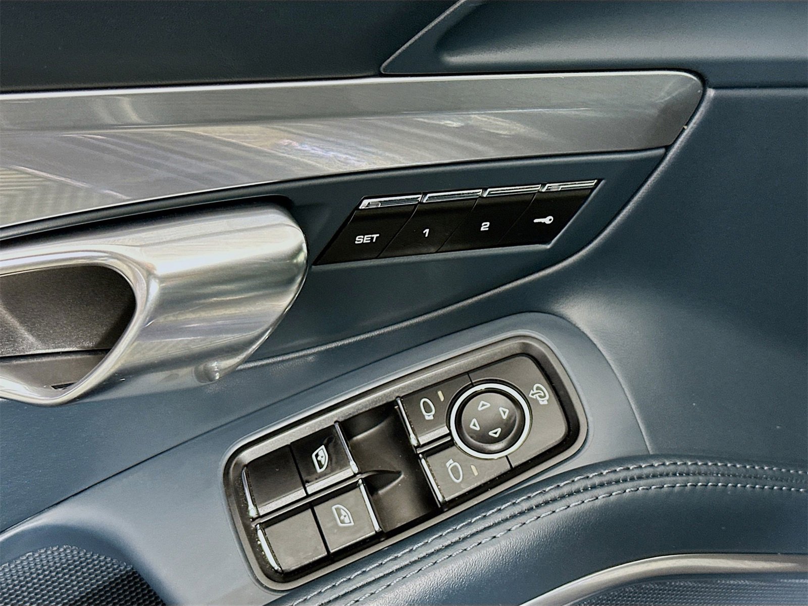 Used 2018 Porsche 718 Cayman image 18