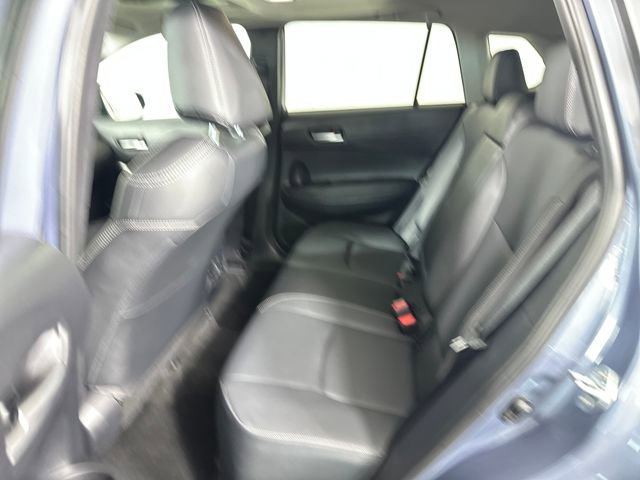 Used 2022 Toyota Corolla Cross XLE image 24