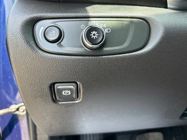 Used 2023 Chevrolet Blazer LT w/ Convenience Package FWD image 19