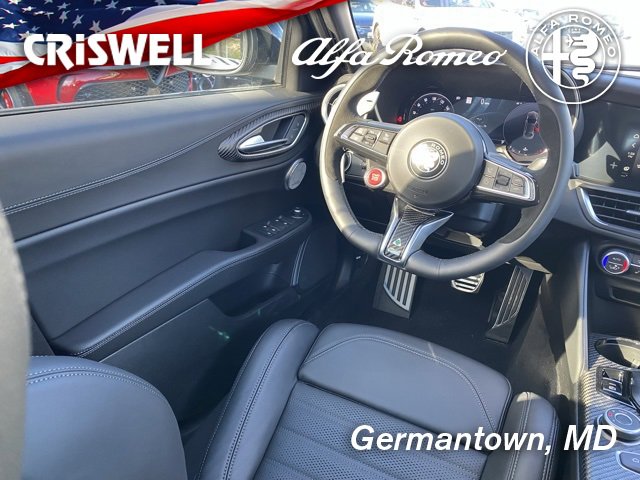 New 2024 Alfa Romeo Giulia Quadrifoglio w/ Active Assist Plus Package image 40