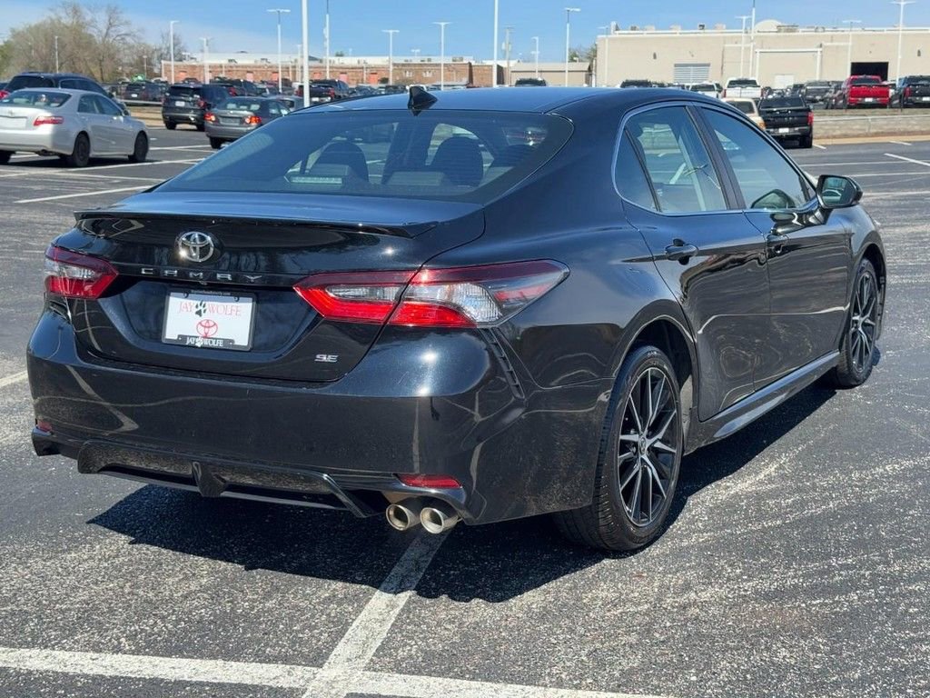 Certified 2024 Toyota Camry SE image 3