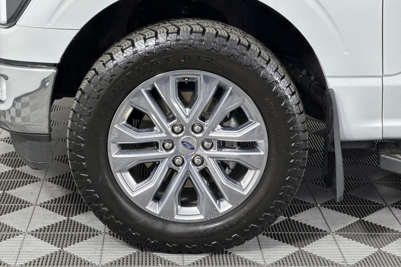 Used 2024 Ford F150 Lariat w/ Tow/Haul Package image 27