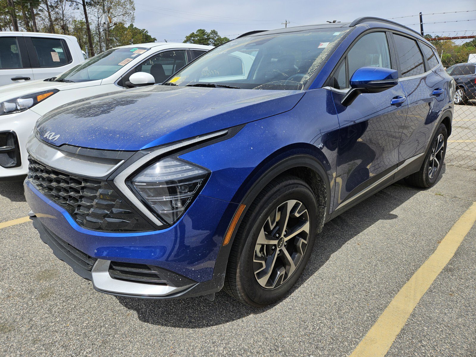 Used 2025 Kia Sportage EX w/ Premium Package image 8