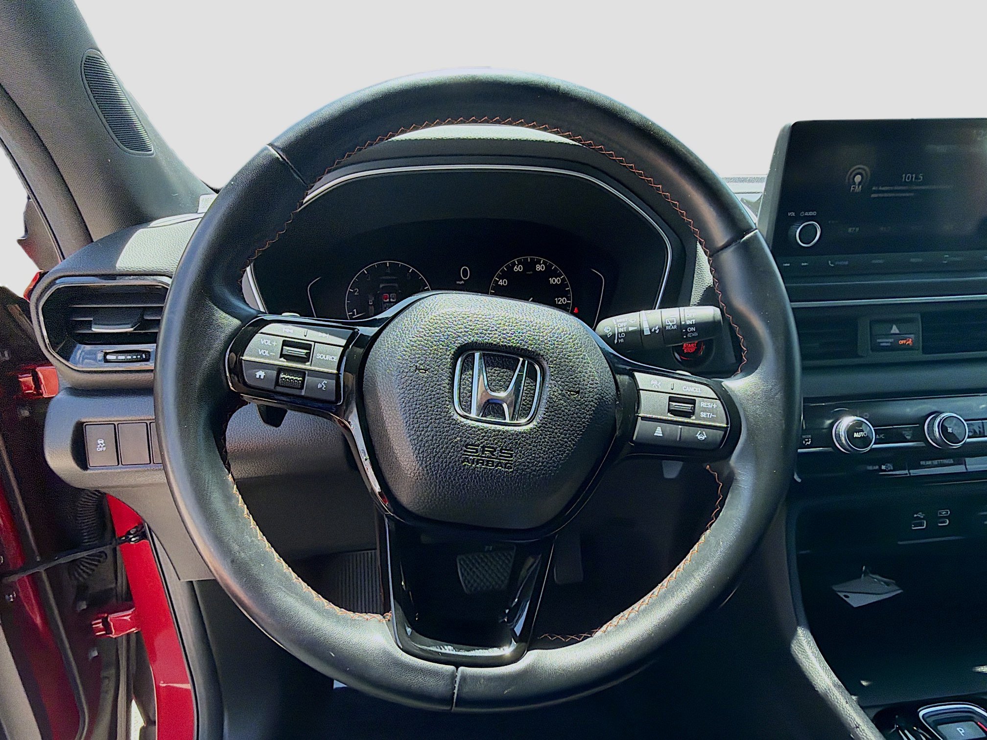 Certified 2024 Honda Pilot Sport image 10