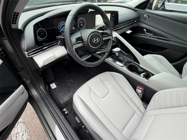 New 2026 Hyundai Elantra Limited image 8