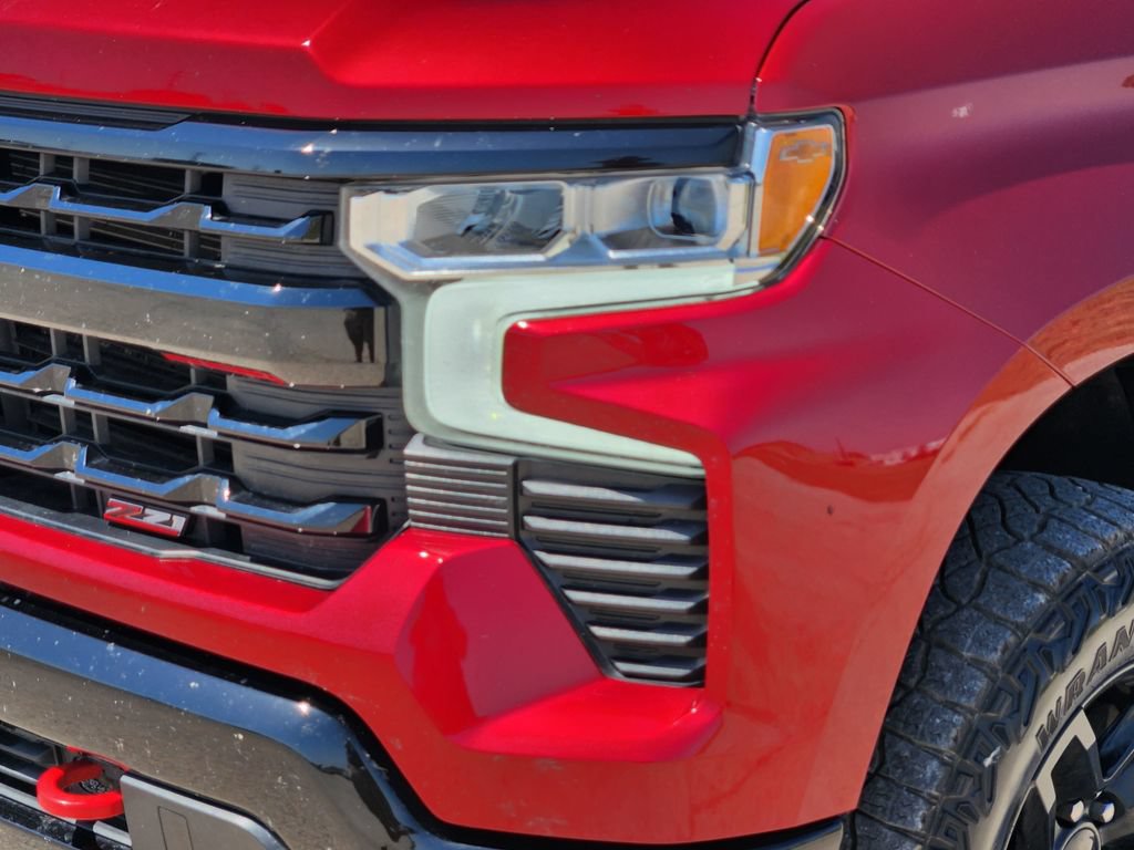 Used 2023 Chevrolet Silverado 1500 LT Trail Boss AWD/4WD image 9