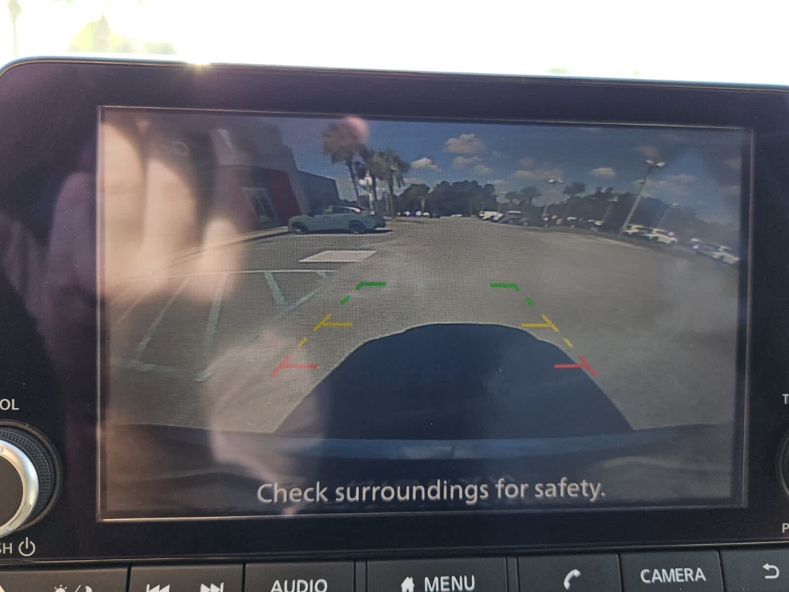 Used 2022 Nissan Rogue SV FWD image 9