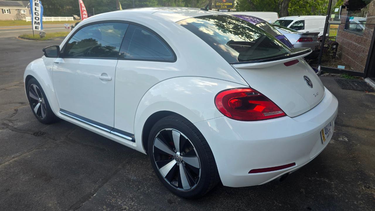 Used 2013 Volkswagen Beetle 2.0T FWD image 6