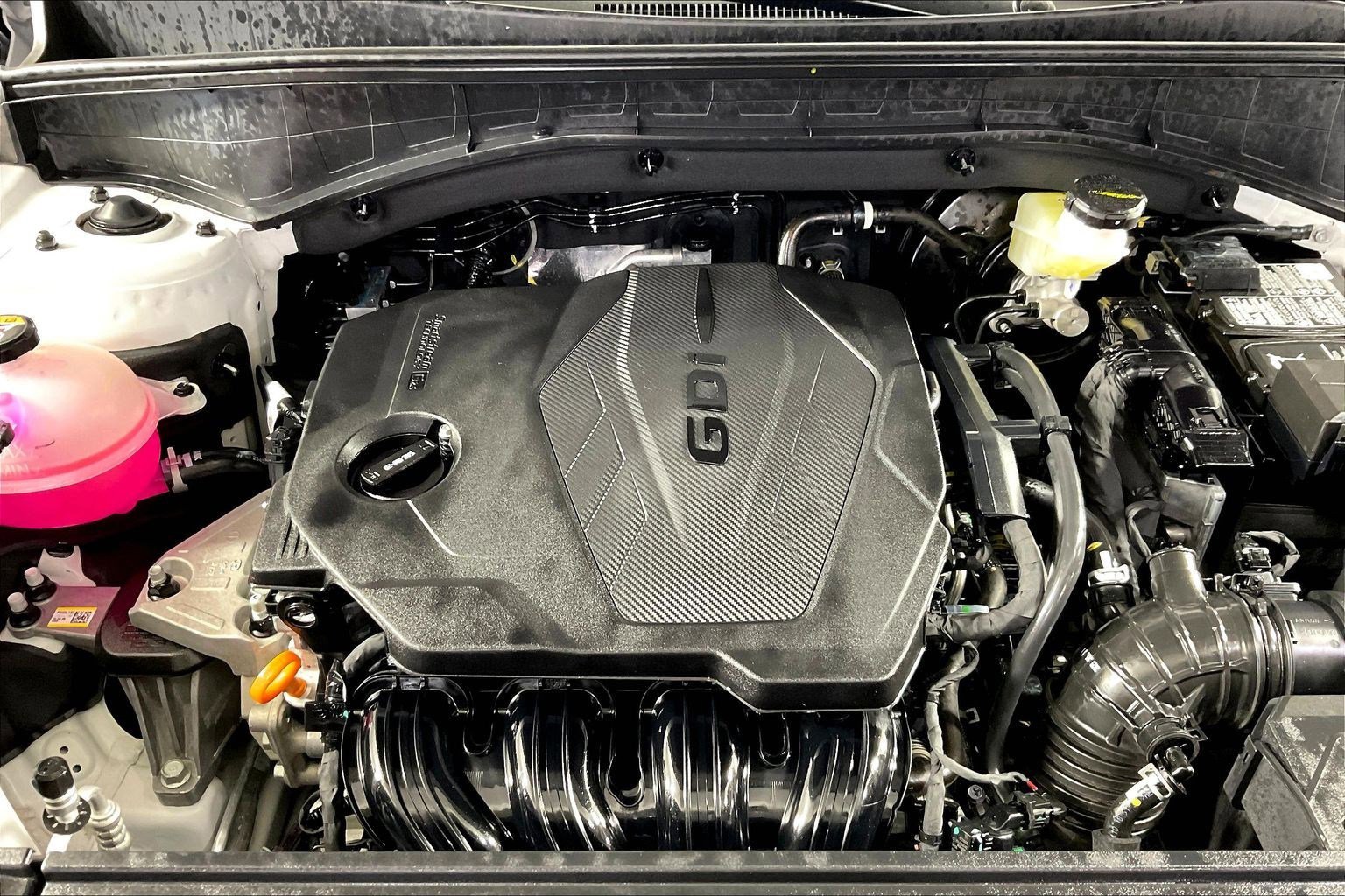 Certified 2025 Kia Sorento LX FWD image 30