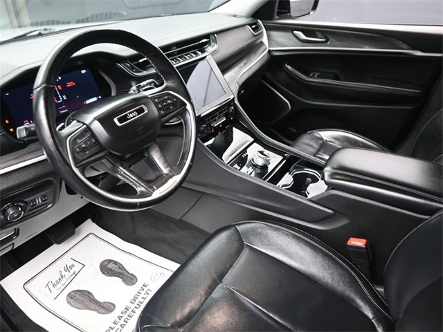 Used 2021 Jeep Grand Cherokee L Limited image 18