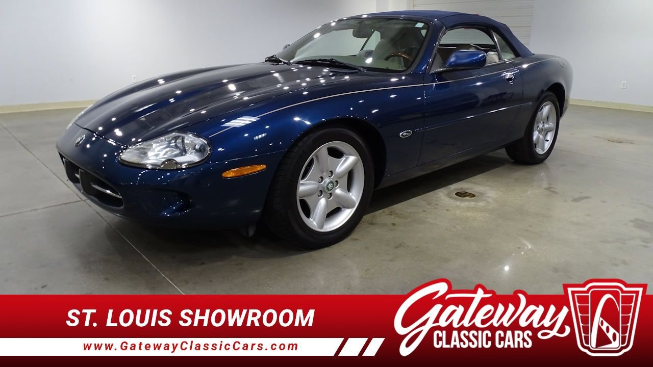 Used 1998 Jaguar XK8 Convertible image 1