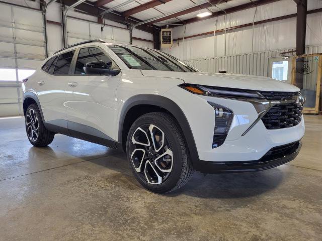 New 2026 Chevrolet Trax RS w/ Sunroof Package image 8