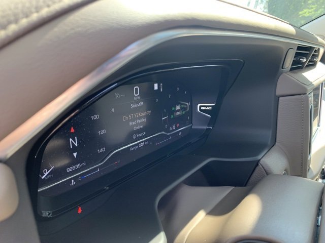 Used 2023 GMC Yukon Denali image 31