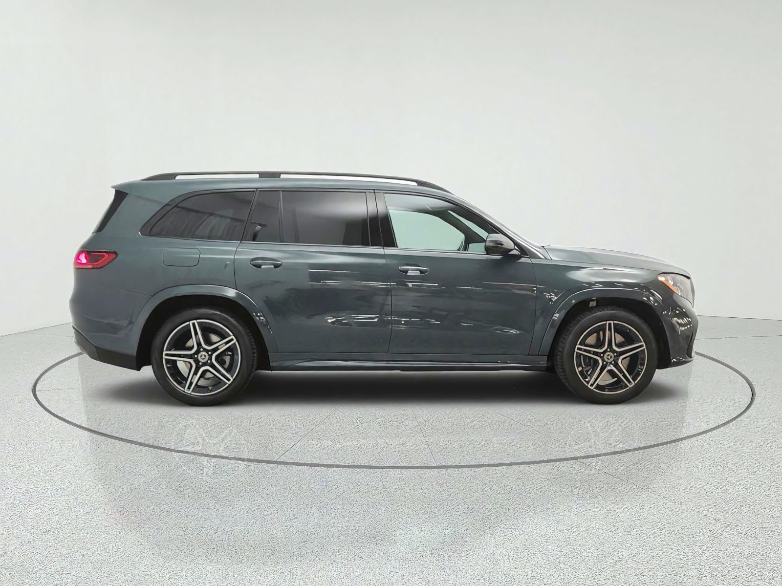 New 2027 Mercedes-Benz GLS 450 4MATIC image 4
