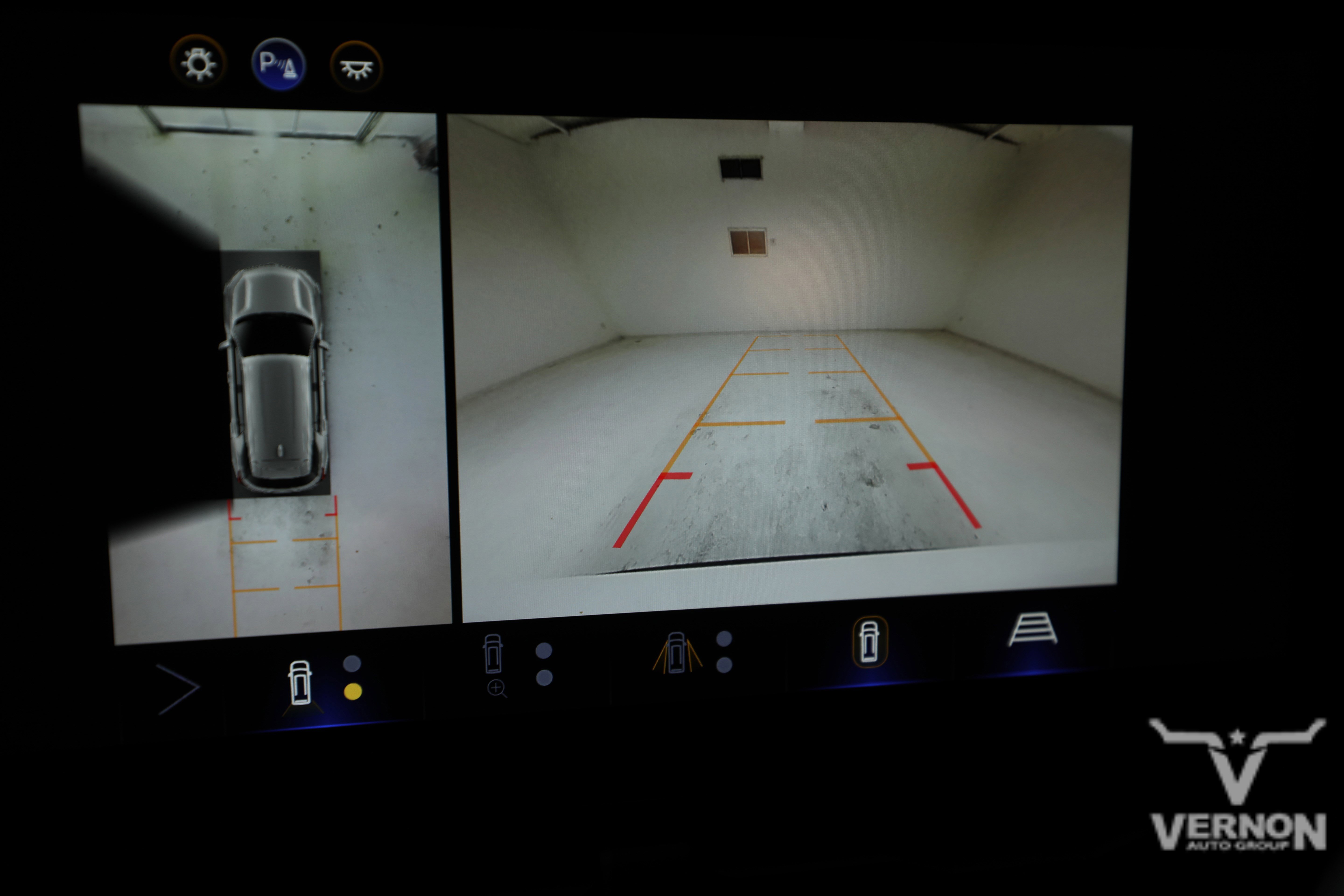 Used 2025 Chevrolet Equinox LT w/ Safety and Technology Package image 28