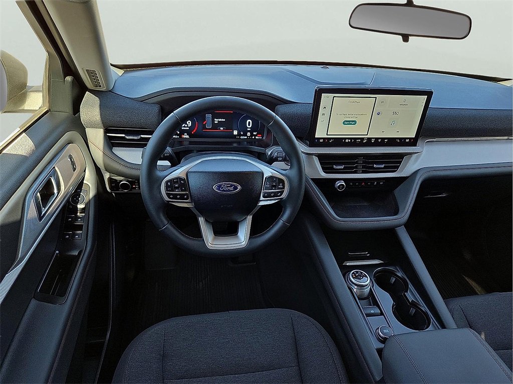 New 2025 Ford Explorer Active image 11