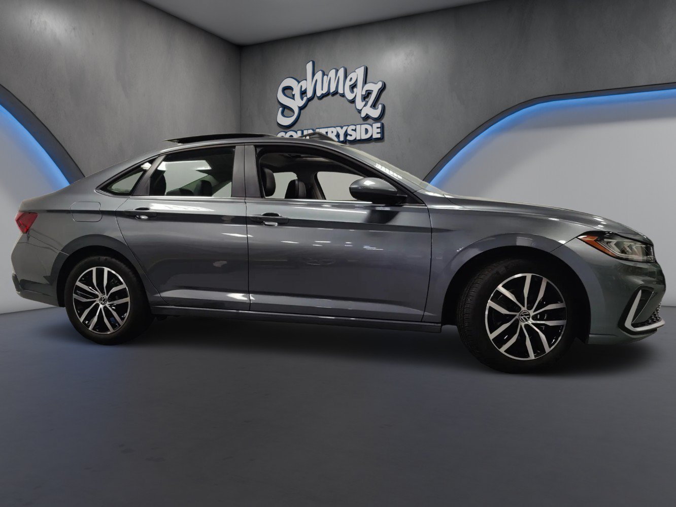 Used 2026 Volkswagen Jetta SE FWD image 3