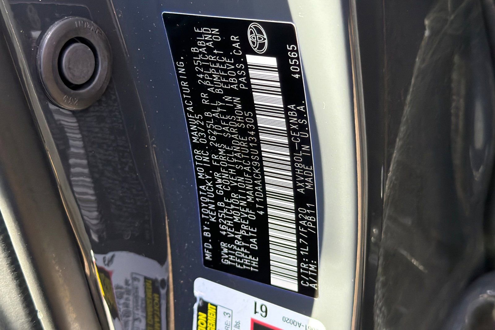 Used 2025 Toyota Camry LE image 24