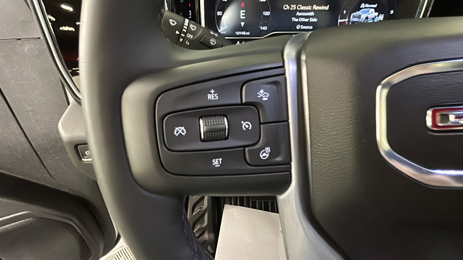 Used 2024 GMC Sierra 2500 SLE w/ SLE Convenience Package AWD/4WD image 19