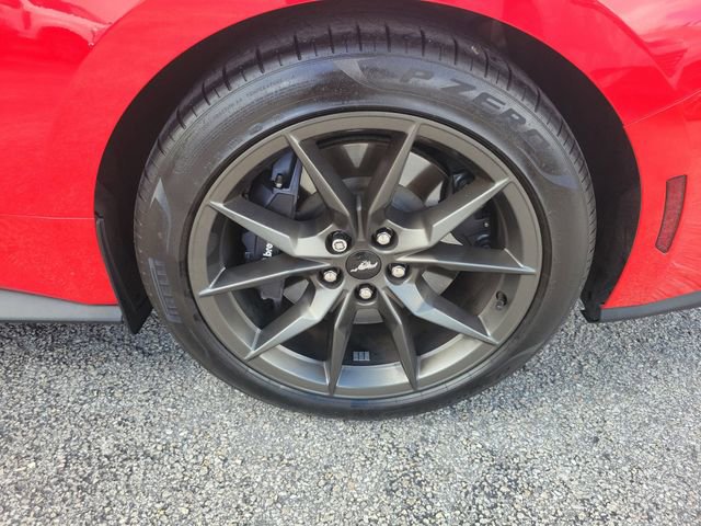 Used 2025 Ford Mustang Dark Horse image 7