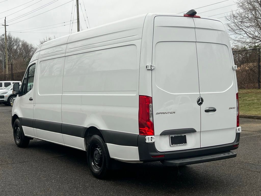 Used 2025 Mercedes-Benz Sprinter 2500 image 8