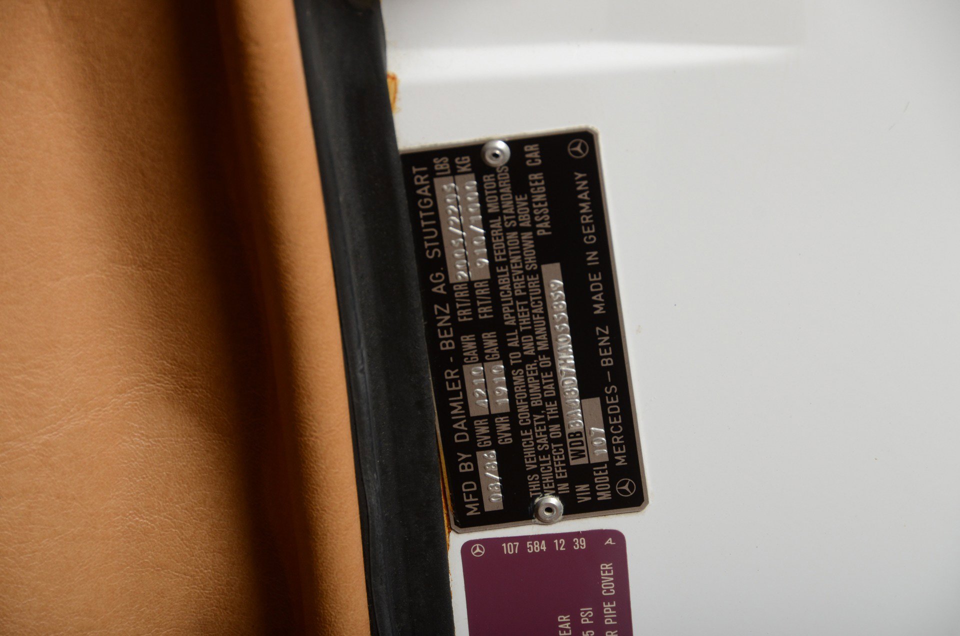 Used 1987 Mercedes-Benz 560 SL image 32