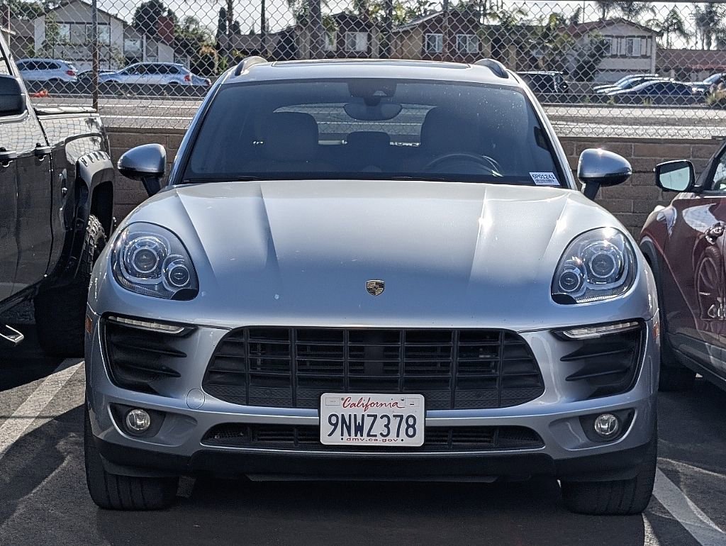 Used 2017 Porsche Macan AWD/4WD image 23