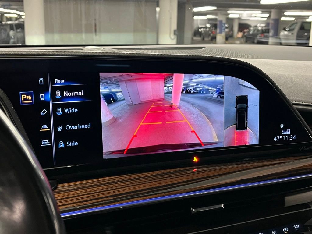 Used 2022 Cadillac Escalade Premium Luxury w/ LPO, Illumination Package image 30