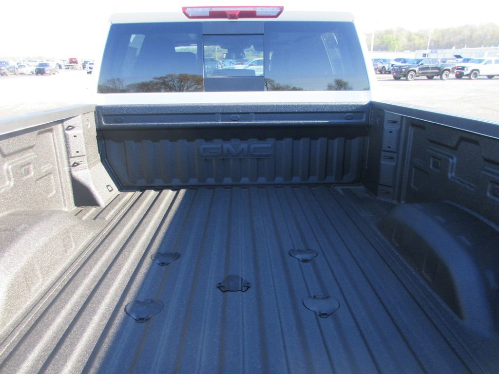 New 2026 GMC Sierra 2500 SLT image 7