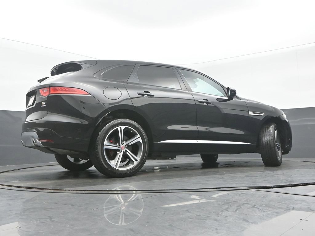 Used 2020 Jaguar F-PACE S image 31