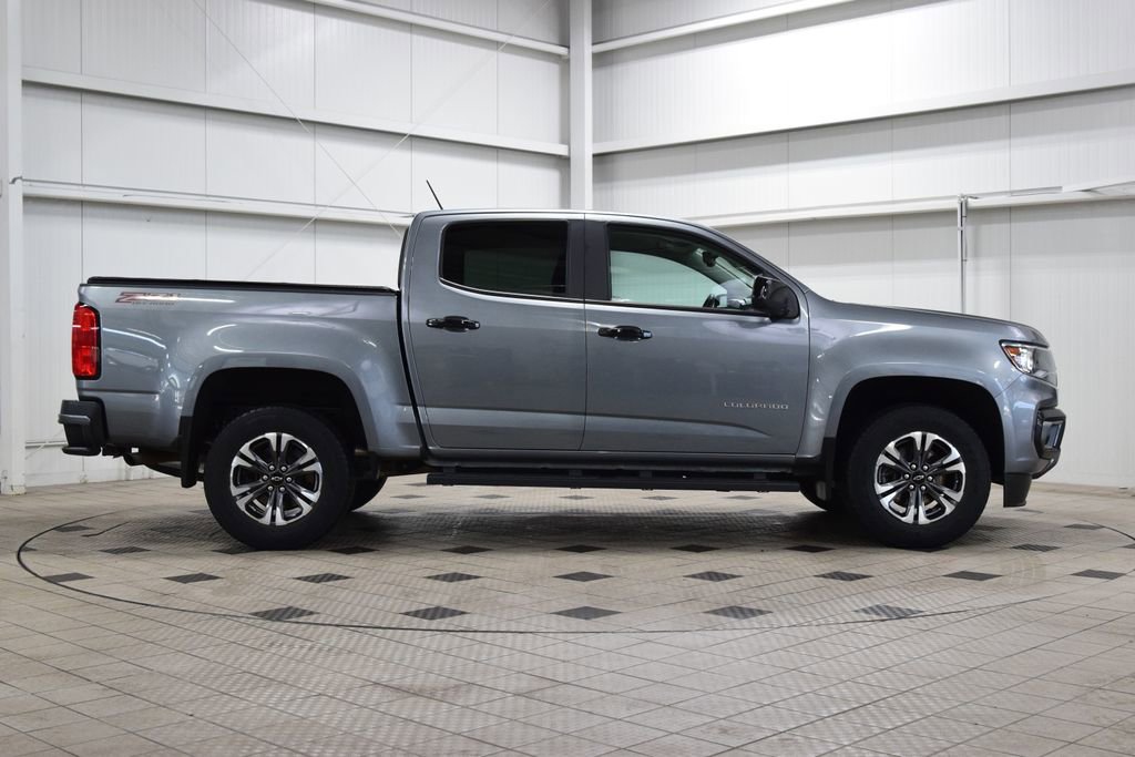 Used 2021 Chevrolet Colorado Z71 w/ Safety Package AWD/4WD image 9