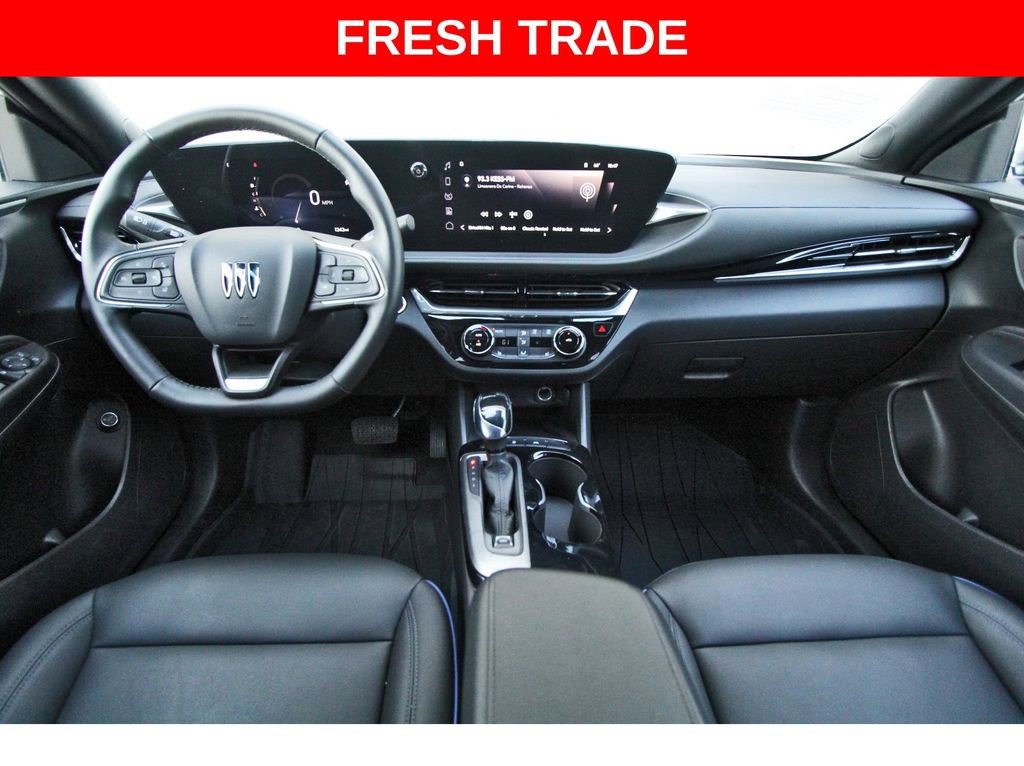 Used 2024 Buick Envista Sport Touring w/ Convenience I Package FWD image 9
