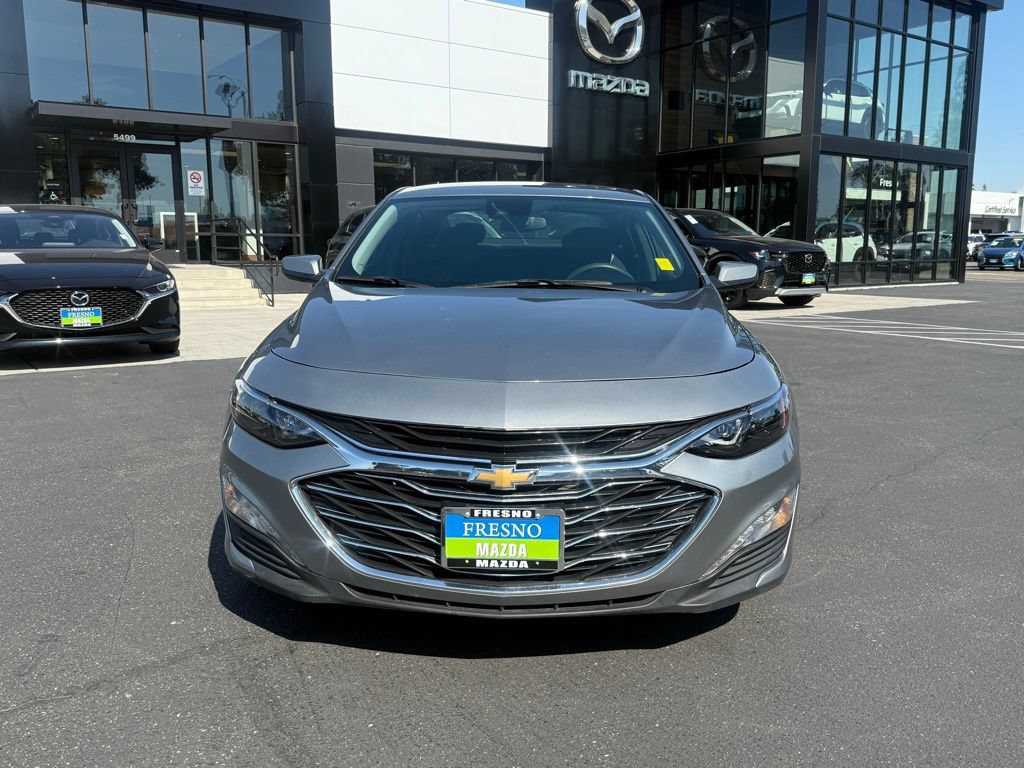 Used 2024 Chevrolet Malibu LT FWD image 2
