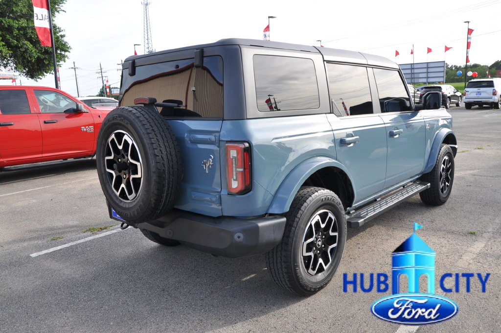 Used 2023 Ford Bronco Outer Banks AWD/4WD image 5