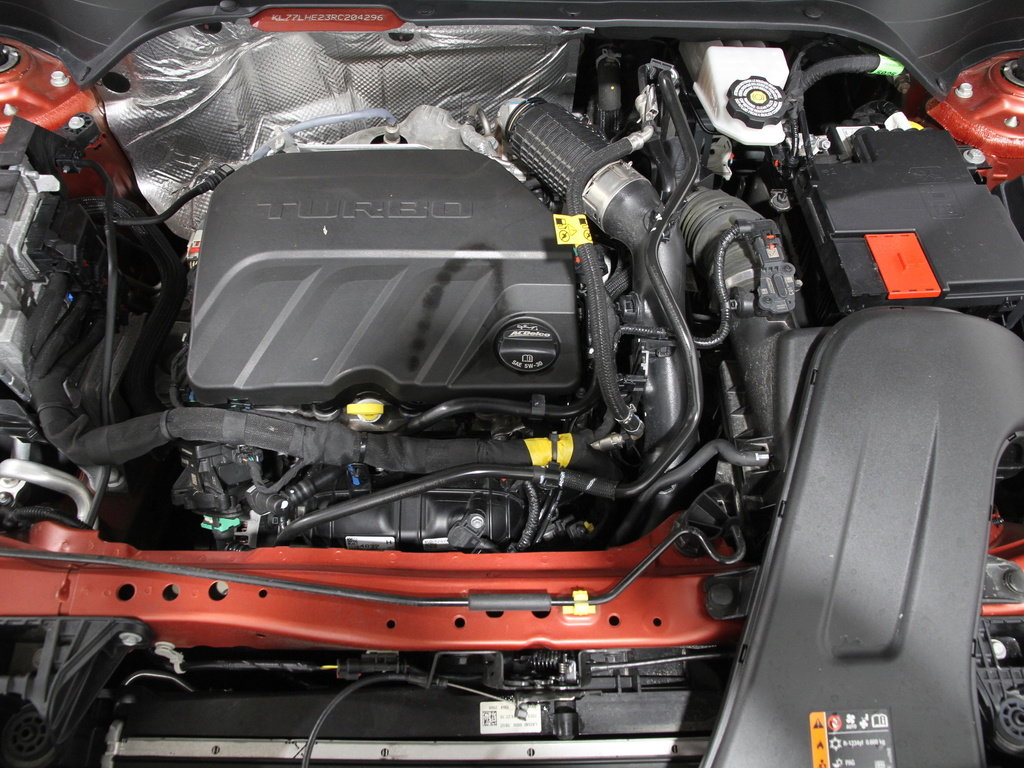 Certified 2024 Chevrolet Trax LT w/ Sunroof Package image 19