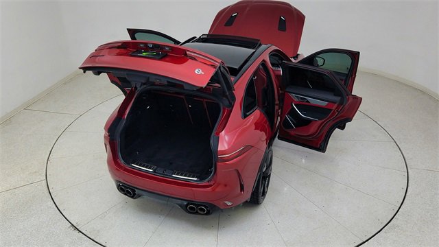 Used 2022 Jaguar F-PACE SVR image 89