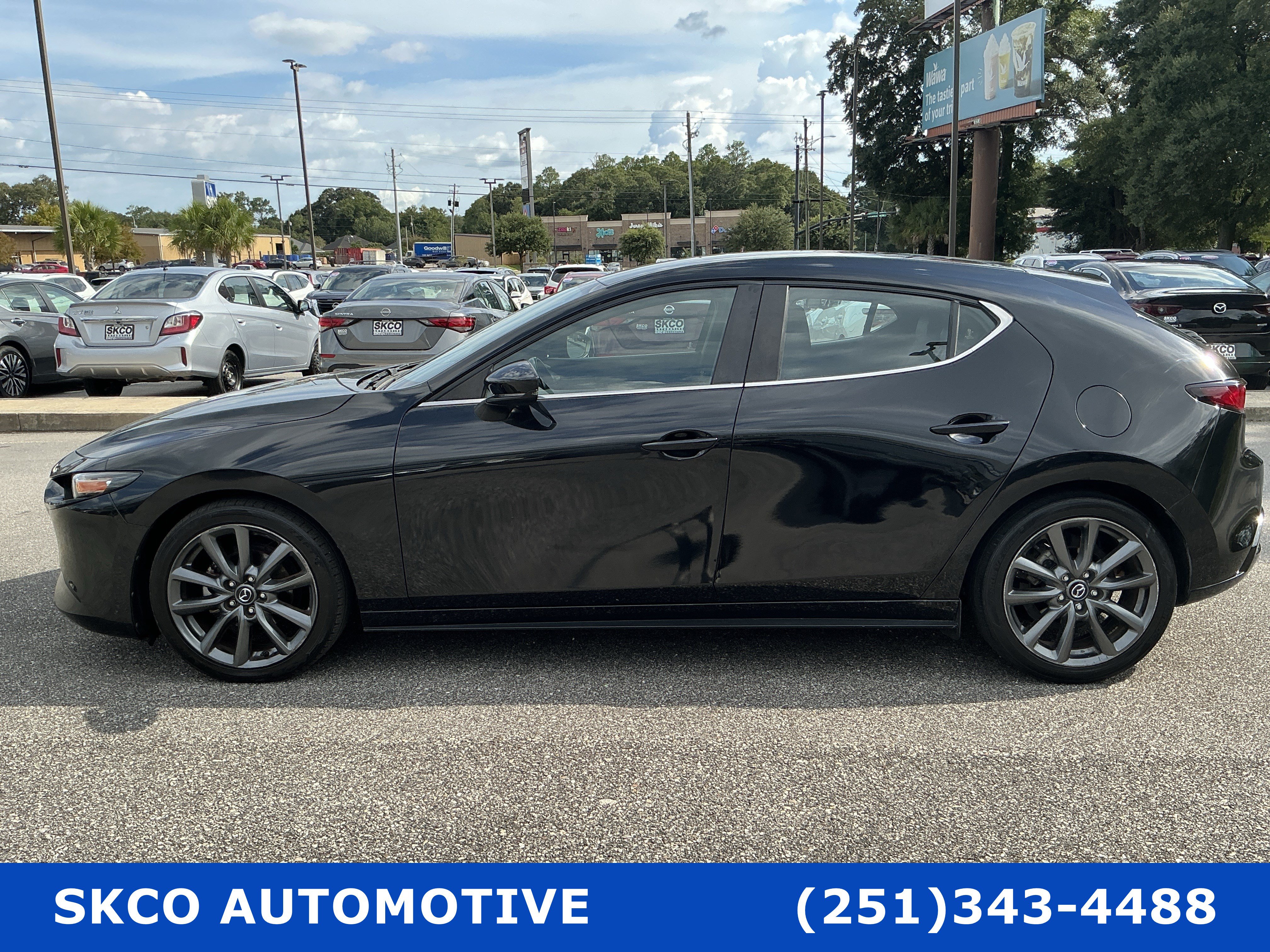 Used 2021 MAZDA MAZDA3 s FWD video 2