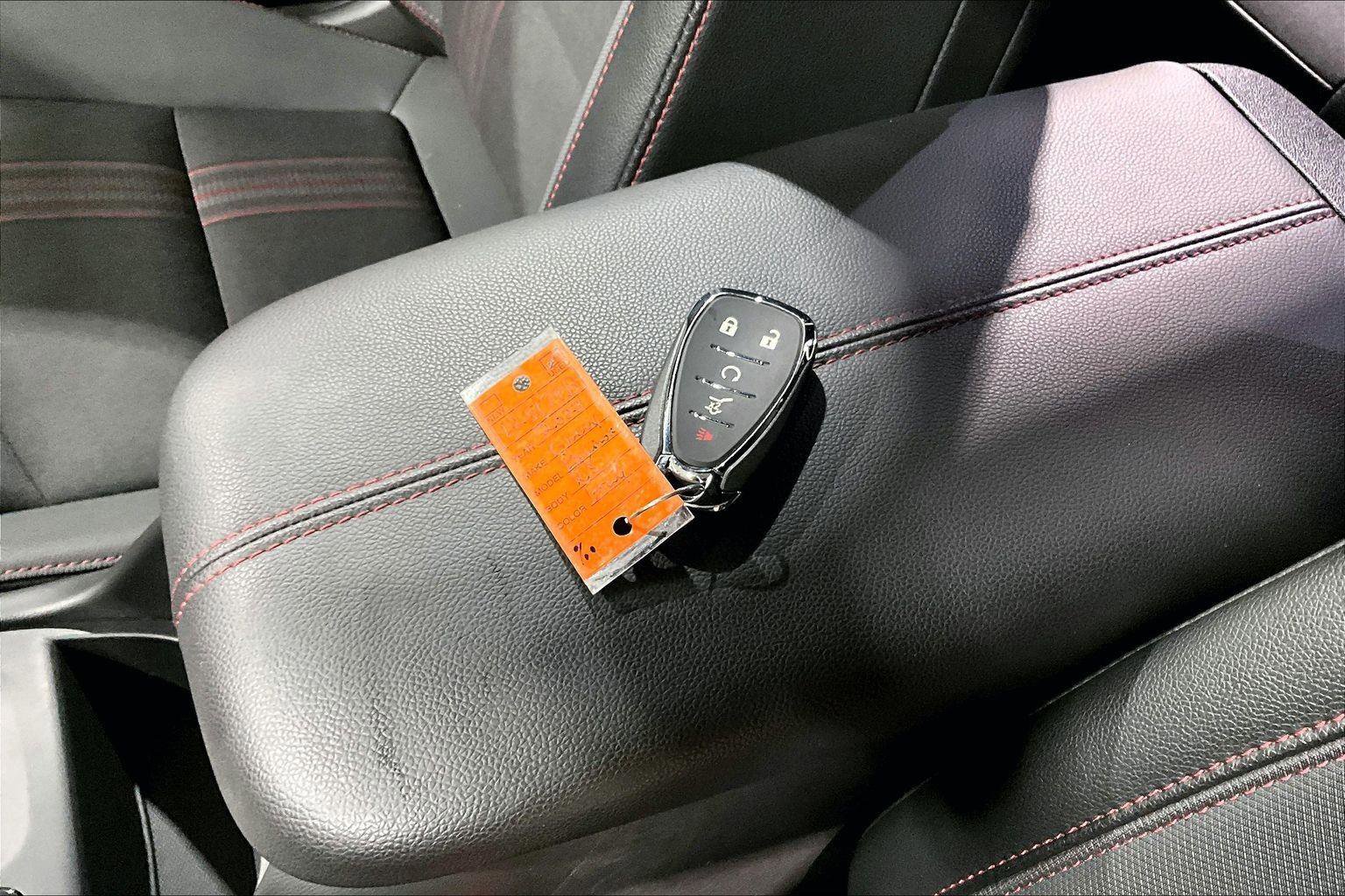 Used 2023 Chevrolet Equinox RS w/ LPO, Floor Liner Package image 12