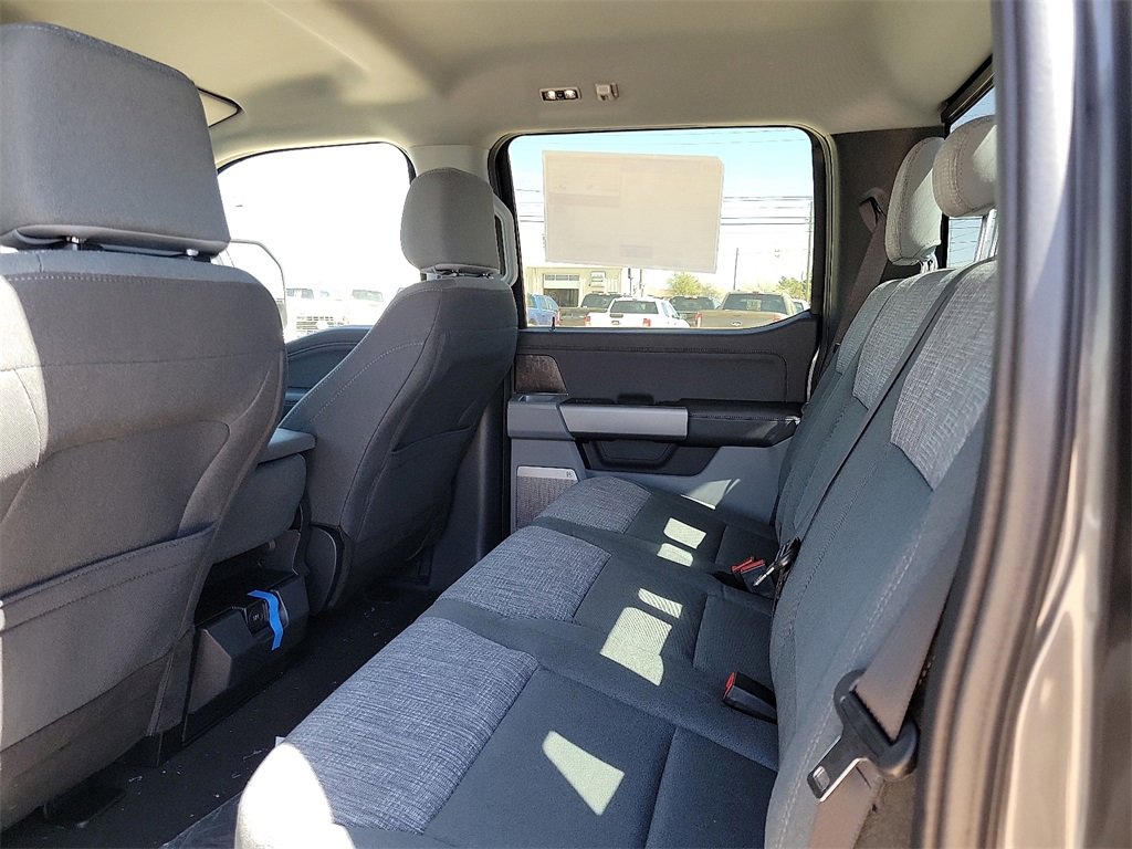 New 2026 Ford F250 XLT w/ XLT Premium Package image 16