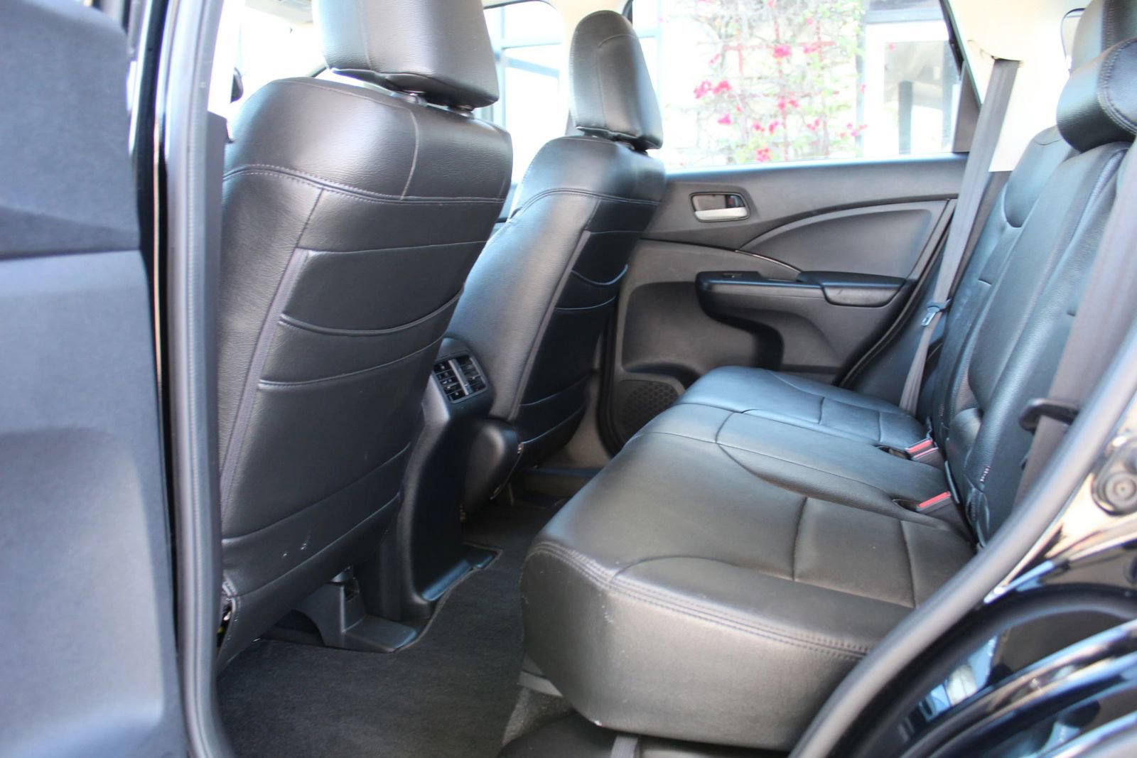 Used 2016 Honda CR-V LX image 12